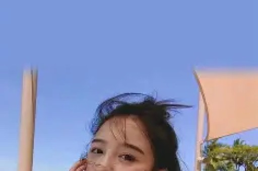 3500家连锁店女网红艾琳演豪门戏翻车涉嫌欺诈中老年人