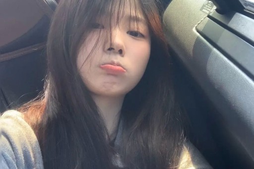 锦鲤吃瓜张若昀唐艺昕闹离婚？P男星肛裂？金赛纶隐婚打胎？金秀贤买凶？韦雪前夫系鹿晗高中同学？杨幂、聂远、沈腾、黄圣依的瓜